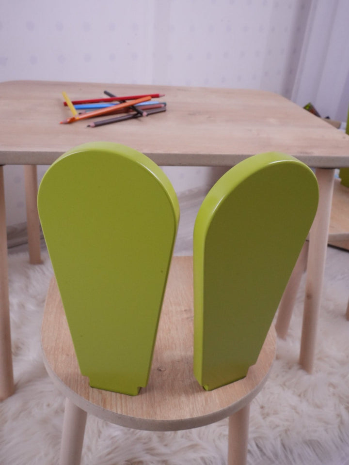 Gyerekasztal székekkel Bunny Two Chair Set - Pistachio Green, Brown-VASBÚTOR