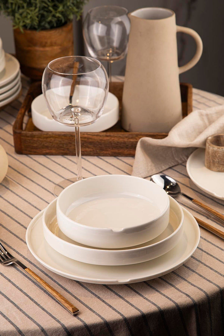 Étkészletek (18 db), 719KTP9855-VASBÚTOR