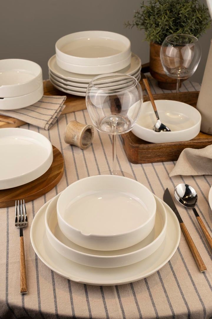 Étkészletek (18 db), 719KTP9855-VASBÚTOR