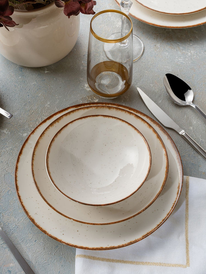 Étkészletek (24 db), 387GRP1381-VASBÚTOR