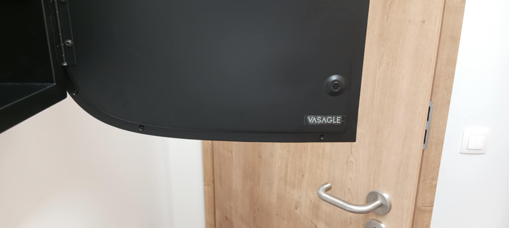 Tükörszekrény világítással, Fali szekrény, AC csatlakozóval és 2 USB porttal, fekete Outlet-VASBÚTOR